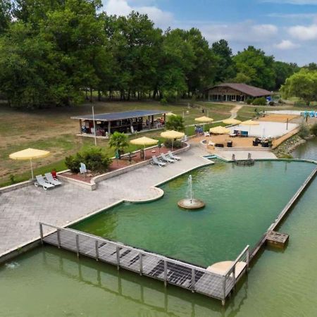 Camping Les Lacs D'Armagnac Bretagne-d'Armagnac Exteriér fotografie